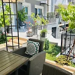 Elite Deluxe 3 Residence