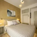 Villa Nectar 2 Bedrooms 4 Pers With Jacuzzi By Mps