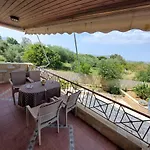 Petrino Guesthouse Gialova