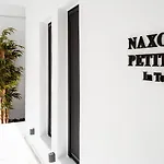 Naxos Petite In Town