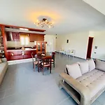 Geka'S Apartment