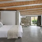 Charming Villa In Platis Gialos With Private Pool