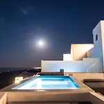 Lf Suites & Villas