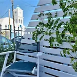 Lor Apparemment In Center Of Adamas