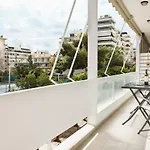 Comfort & Relax Apartment In Athens Riviera