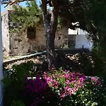 Cute Studio In Milos