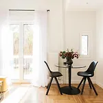 Discover Athens Center By Foot, From Bright 1Bdr!