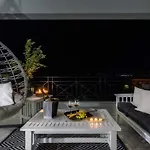 Zoe'S Sea View