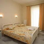 Aris Villas