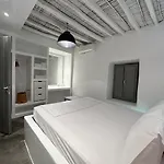 Naoussa Center Home