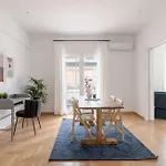 Flawless 1Br Apartment In Athens By Upstreet