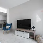 Penthouse Level 7, Nilie Hospitality Mgmt