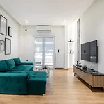 Nazar Apartment- In The Center Of Athens