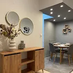 Green&Grey Apartment