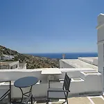 Josephine'S Kardiani House