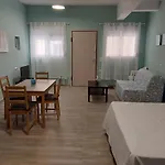 Deluxe Double Studio