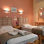 Anaxos Bay Rooms & Apartments