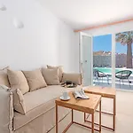 Omnia Mykonos Boutique Hotel & Suites