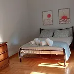 Victoria Athens Centre 6 Bd, 2 Bath
