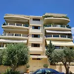 Luxe Apartment In Central Glyfada