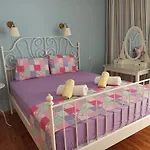Irene'S Cozy Apartment
