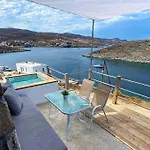 Costa Suita Agia Irene Kythnos