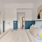 Love Nest: Cozy Luxury, Whirlpool Tub & Fireplace