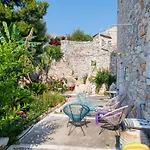 Iliana'S House - Spacious Cave House In The Center Of Areopolis
