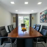 Luxury 3-Bedroom House In Central Glyfada