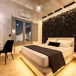 Premium Villa With Private Heated Pool Perissa Santorini