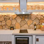 Mylopetra Milos Suites