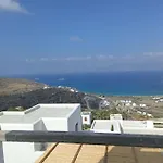 Villa Theros