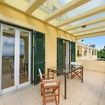 Dafni'S Seaview House