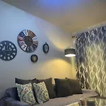 Betty'S Apartment