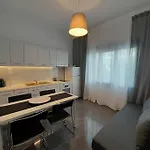D4 Central Luxury Apartment