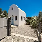 Santorini Cycladic House For 2 Persons By Mps