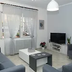 Διαμέρισμα Κοντά Στην Παραλιακή