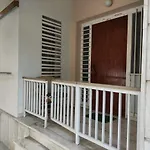 Lemon Apartment Near To Pireaus Port