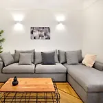 Athens Urban Haven-Close To The Metro