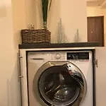 Central Flat ,Mitropoleos St.