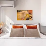 Phaedrus Living: Luxury Penthouse Potamianou