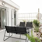 Phaedrus Living: Penthouse Kifisias