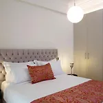 Warm & Coozy Residence