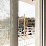 Spacious And Modern Flat At Koukaki, Near Acropolis