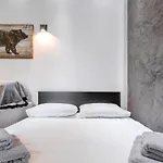 Skra Hideaway In Thessaloniki Center, By Binobi !