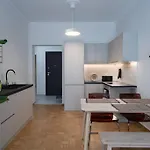 Urban Retreat: Exarcheia Remodel