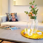 Brilliant Apt Downtown Athens