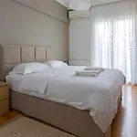 A Unique Apartment In The Historical Center-3Bds