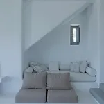 Casa Di Luna Guest House