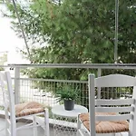 Bohemian Glyfada - Greecing